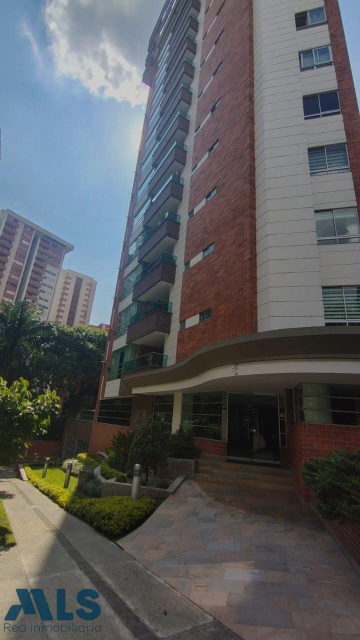 SUPER APARTAMENTO EN SECTOR ESTRATEGICO SANTAMARIA LOS ANGELES POBLADO medellin - castropol