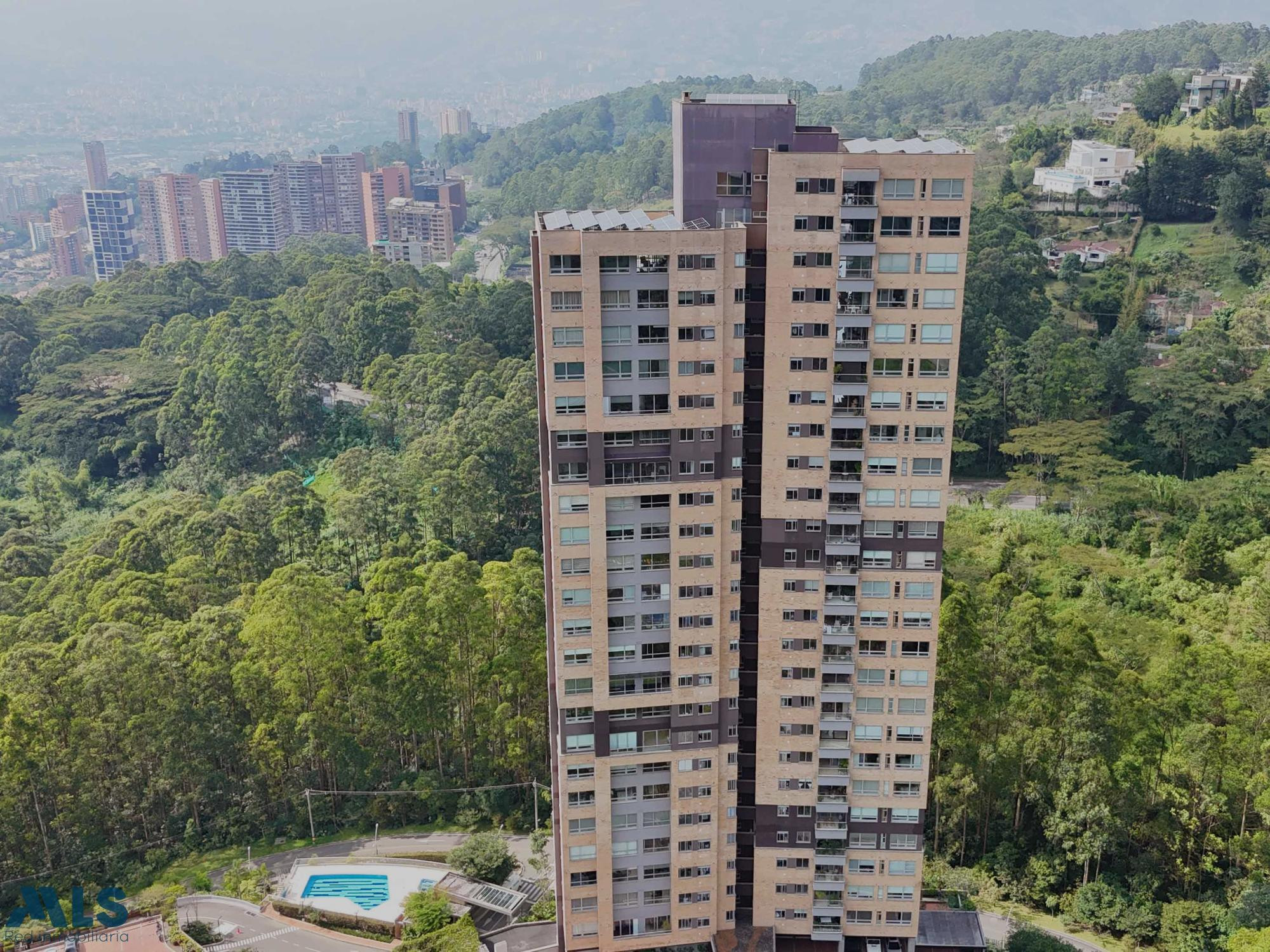 Apartamento de lujo en venta con vista 360° a Medellín medellin - loma cola del zorro