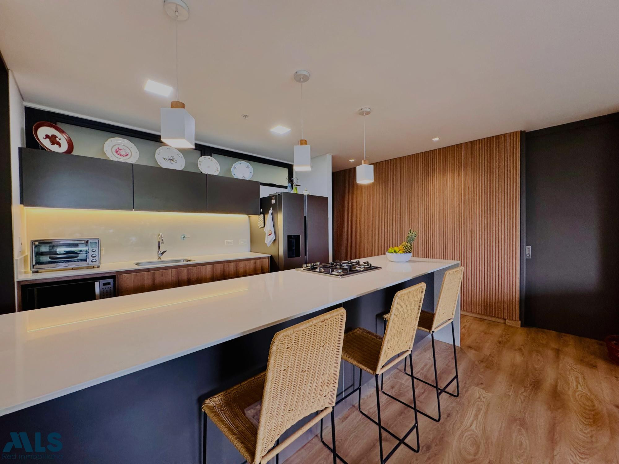 Apartamento de Lujo en Las Palmas con Gran Terraza y 2 Parqueaderos medellin - las palmas