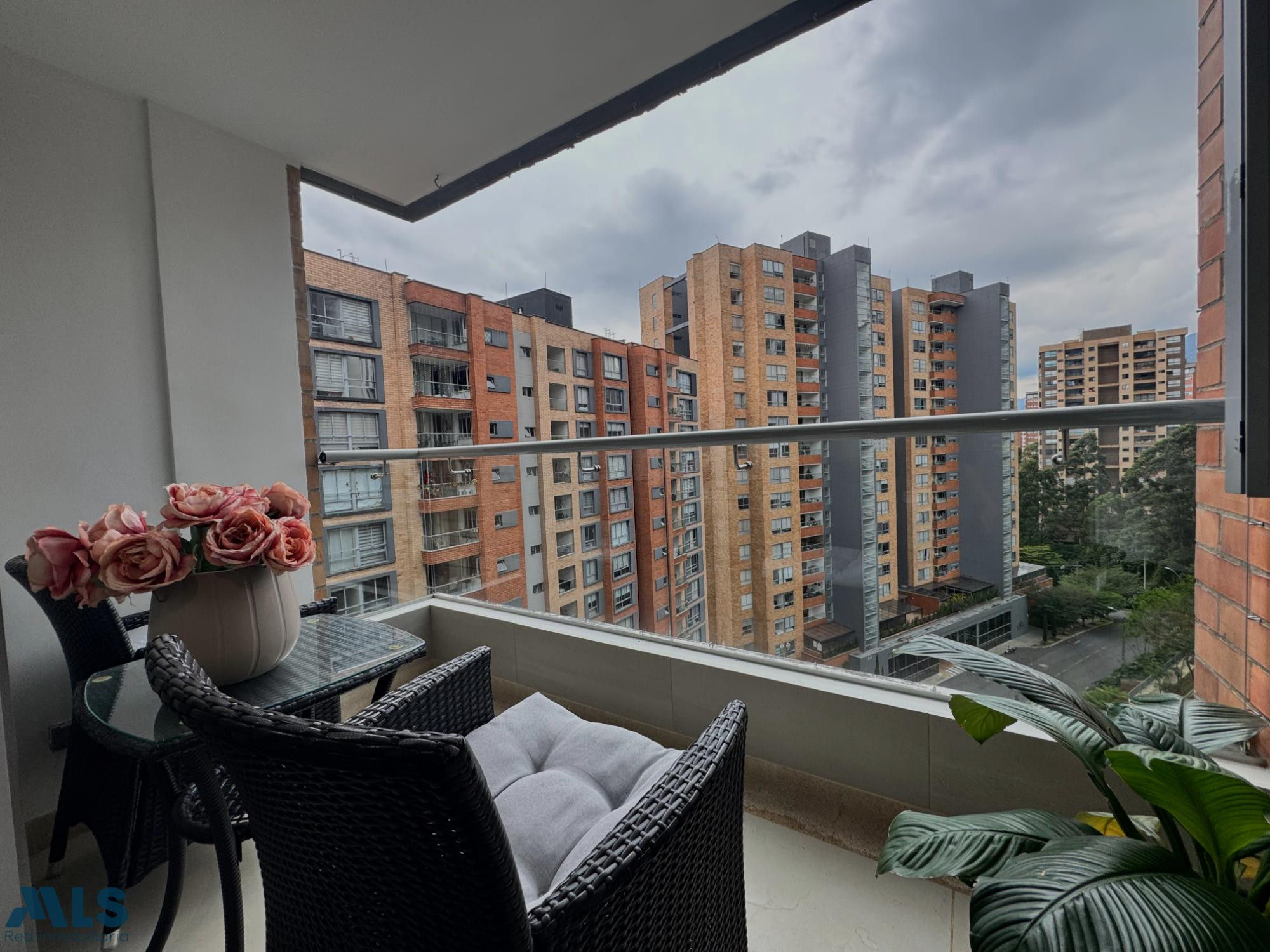 🌿 Vivir en Brujas: amplitud, naturaleza y ubicación privilegiada envigado - loma de las brujas