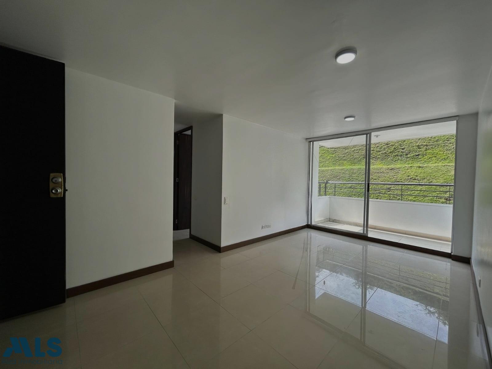 Cómodo Apartamento en clásica Unidad medellin - loma de los bernal