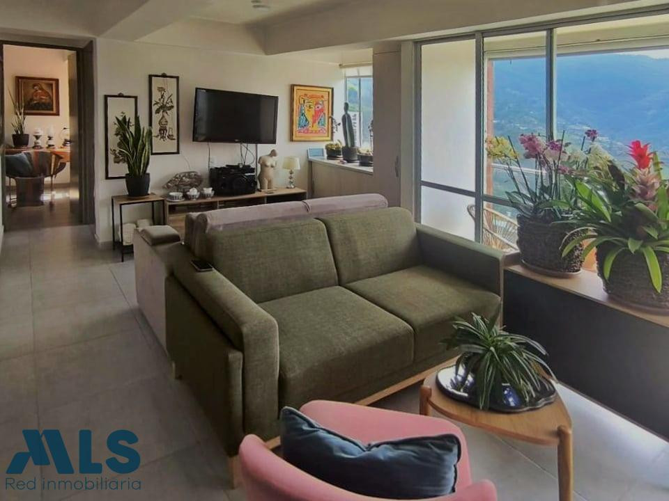 Apartamento iluminado y excelente vista en Sabaneta sabaneta - las lomitas