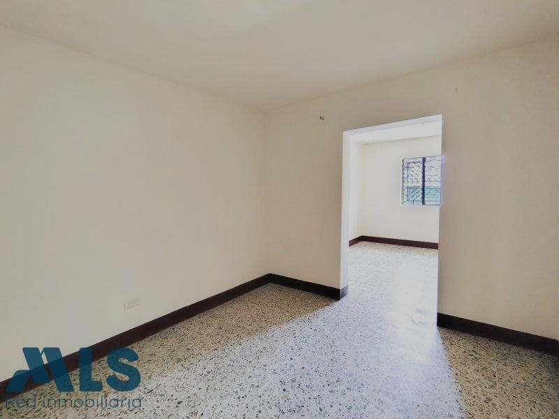 CASA AMPLIA EN EL SECTOR DE CAMPO VALDES medellin - campo valdes no 2