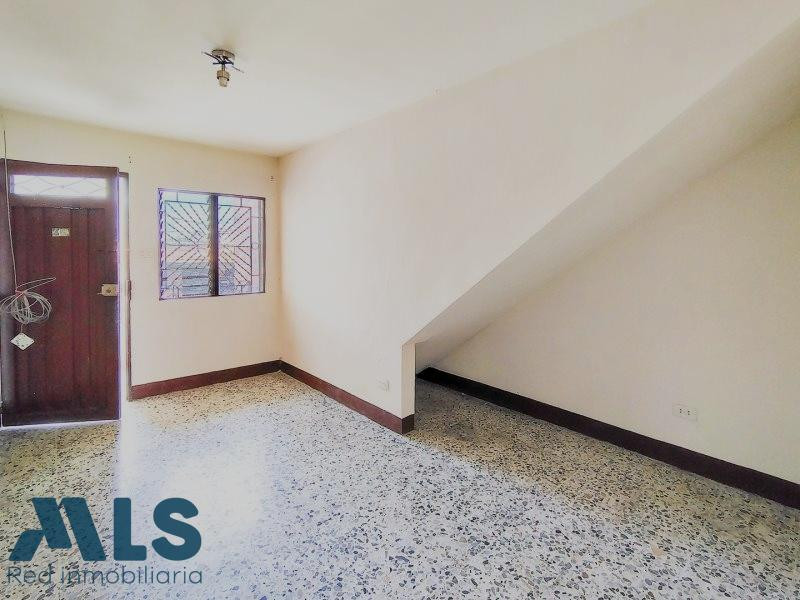 CASA AMPLIA EN EL SECTOR DE CAMPO VALDES medellin - campo valdes no 2