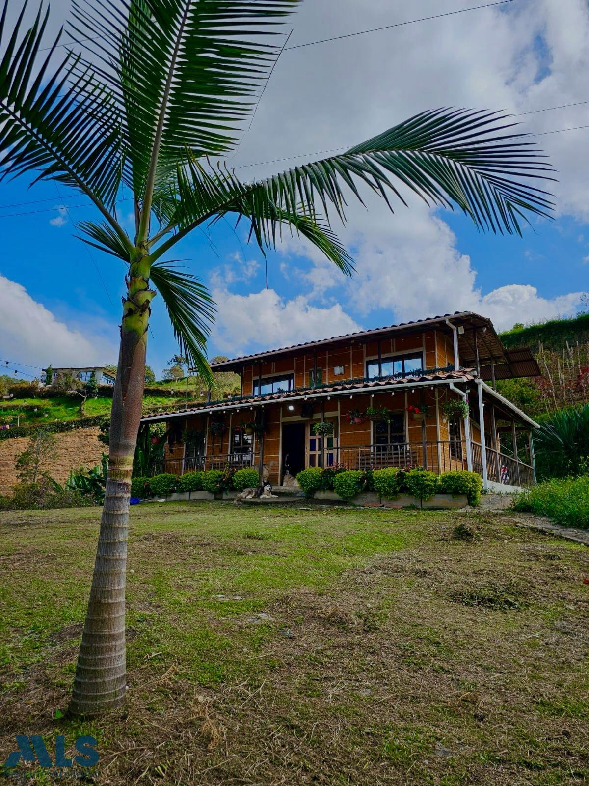 Tres lotes independientes, se venden separados o unidos. san-vicente - rural