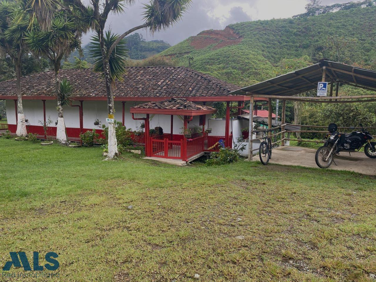 Hermosa finca productiva en Jardín Antioquia jardin - quebrada bonita
