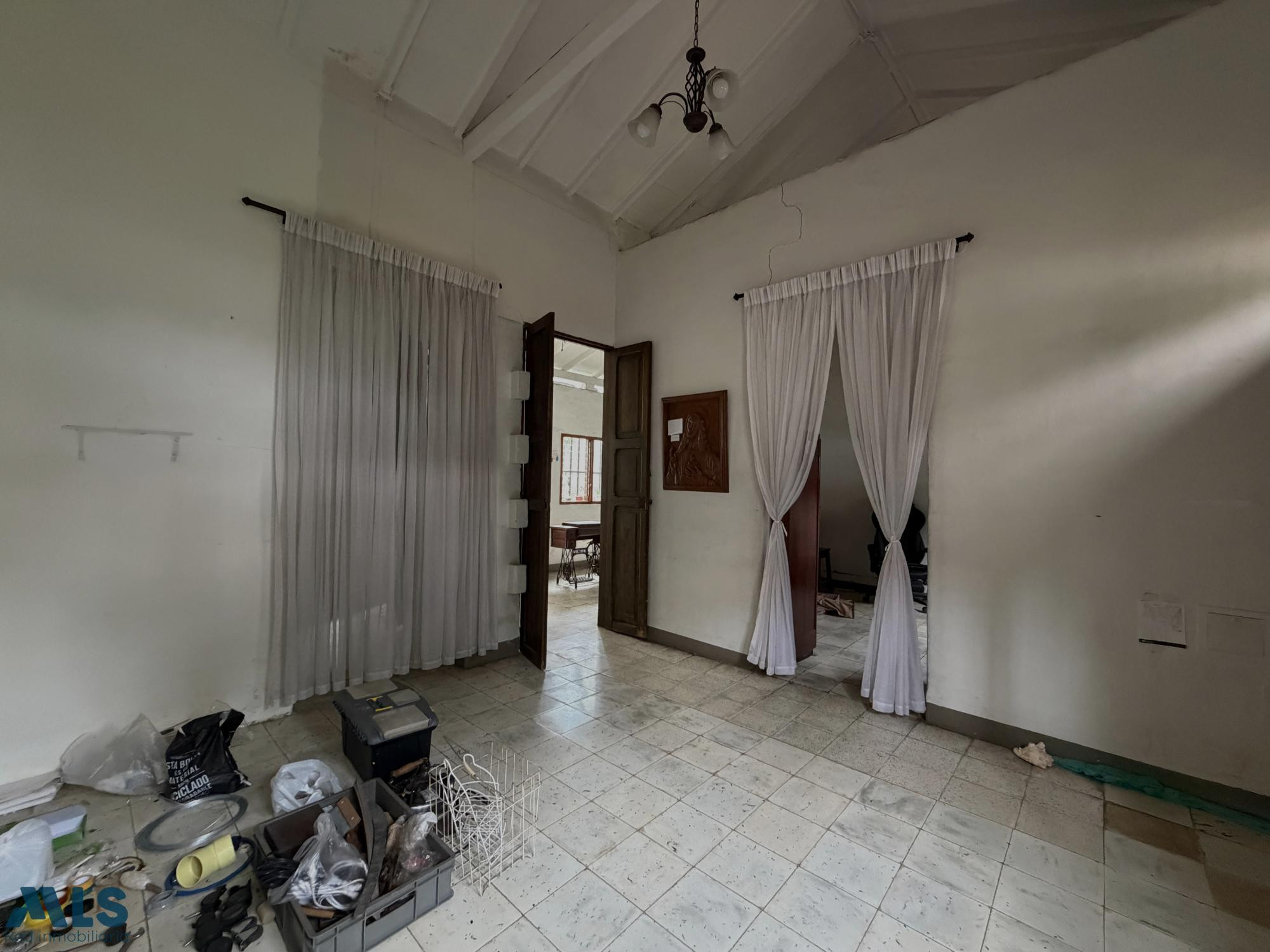 Casalote baja mixtura en la milagrosa - Medellin medellin - la milagrosa