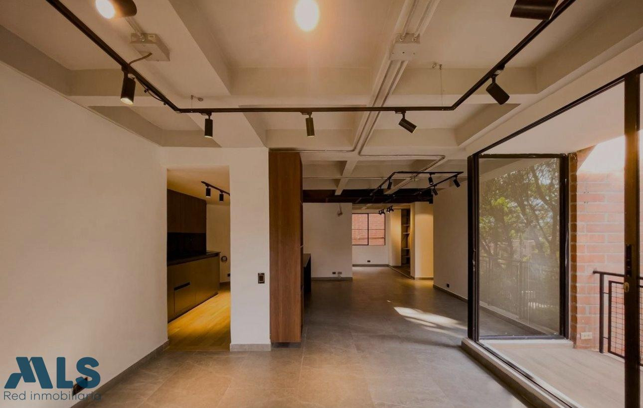 Apartamento remodelado a la venta envigado - loma del escobero