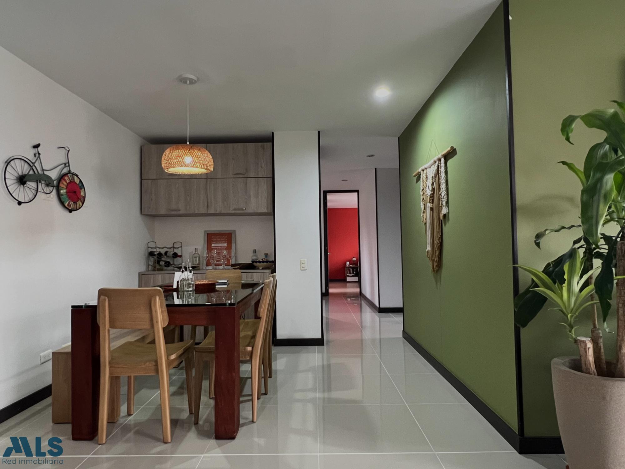 | V E N T A | Apartamento en Envigado sector las Brujas envigado - loma de las brujas