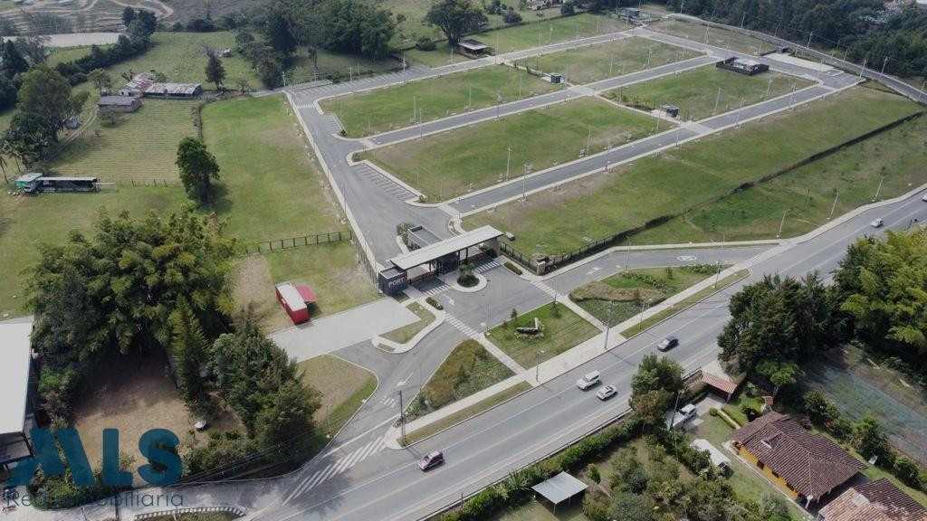 hermoso lote para construcción de bodega o oficina rionegro - v barro blanco