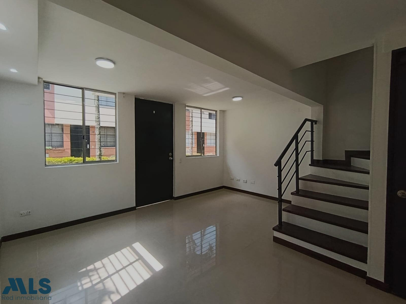 Casa en venta en Belén, Sector Loma de los Bernal medellin - loma de los bernal