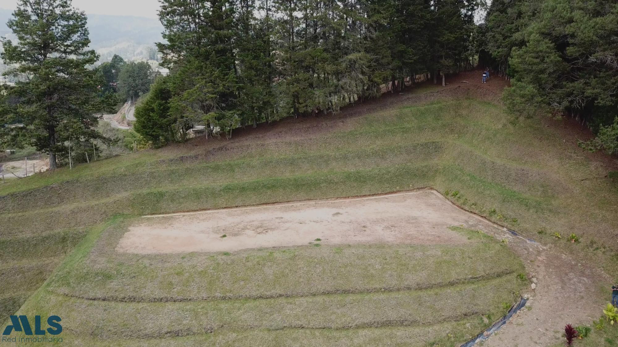 LOTE EN VENTA EN GUARNE CON LINDA VISTA guarne - vereda la clara