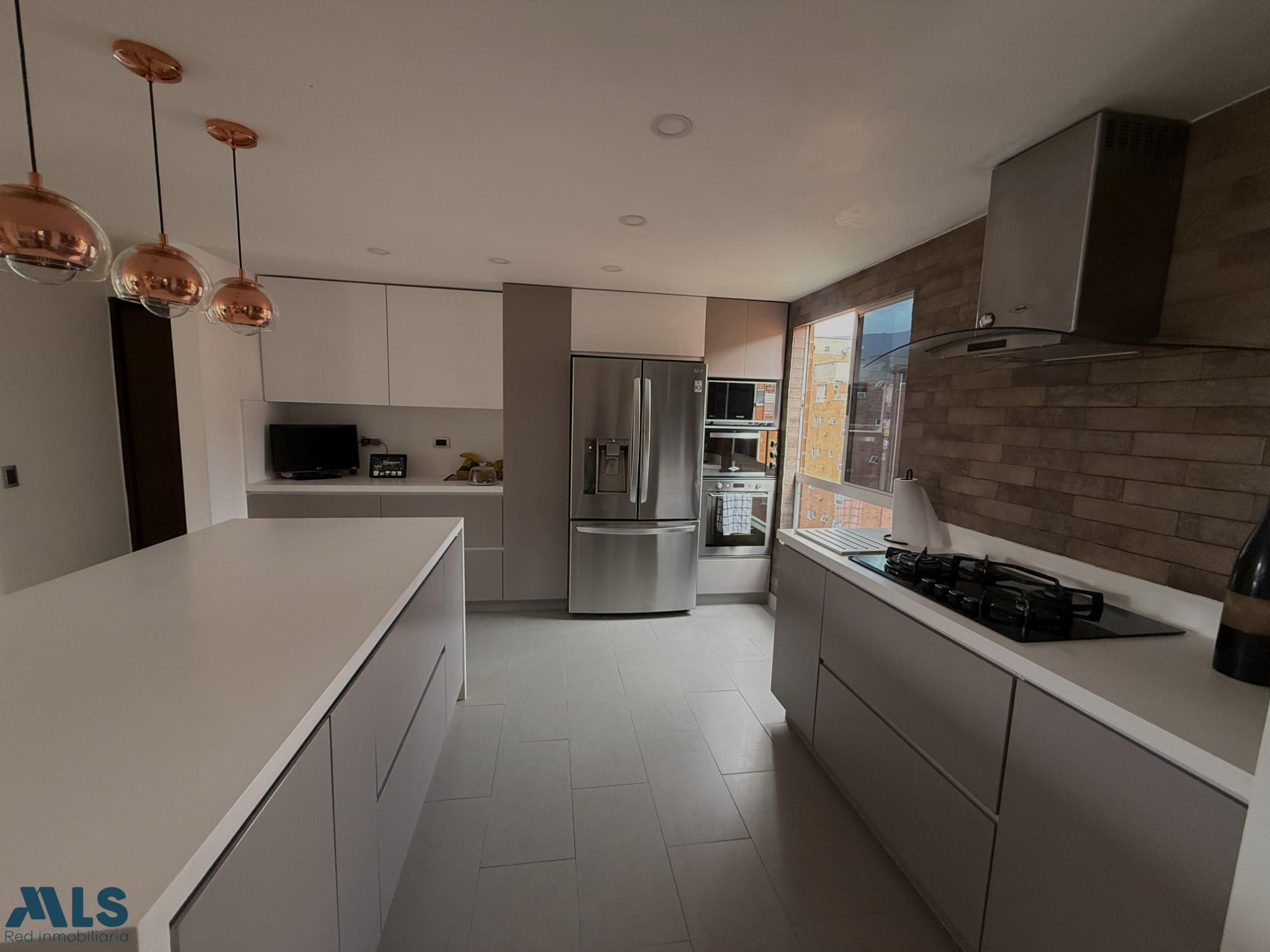 ✨ Penthouse dúplex en La Mota – Ubicación privilegiada, sector plano y tranquilo medellin - la mota