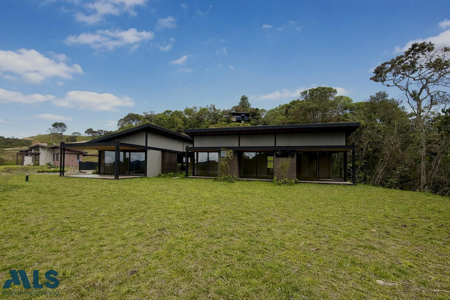 HERMOSA CASA CAMPESTRE - MONTE SERENO REFUGIO el-retiro - pantanillo