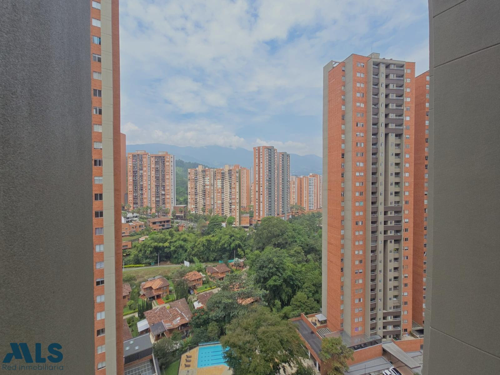 APARTAMENTO SABANETA PARTE BAJA DE SAN JOSE , UNIDAD COMPLETA sabaneta - loma de san jose