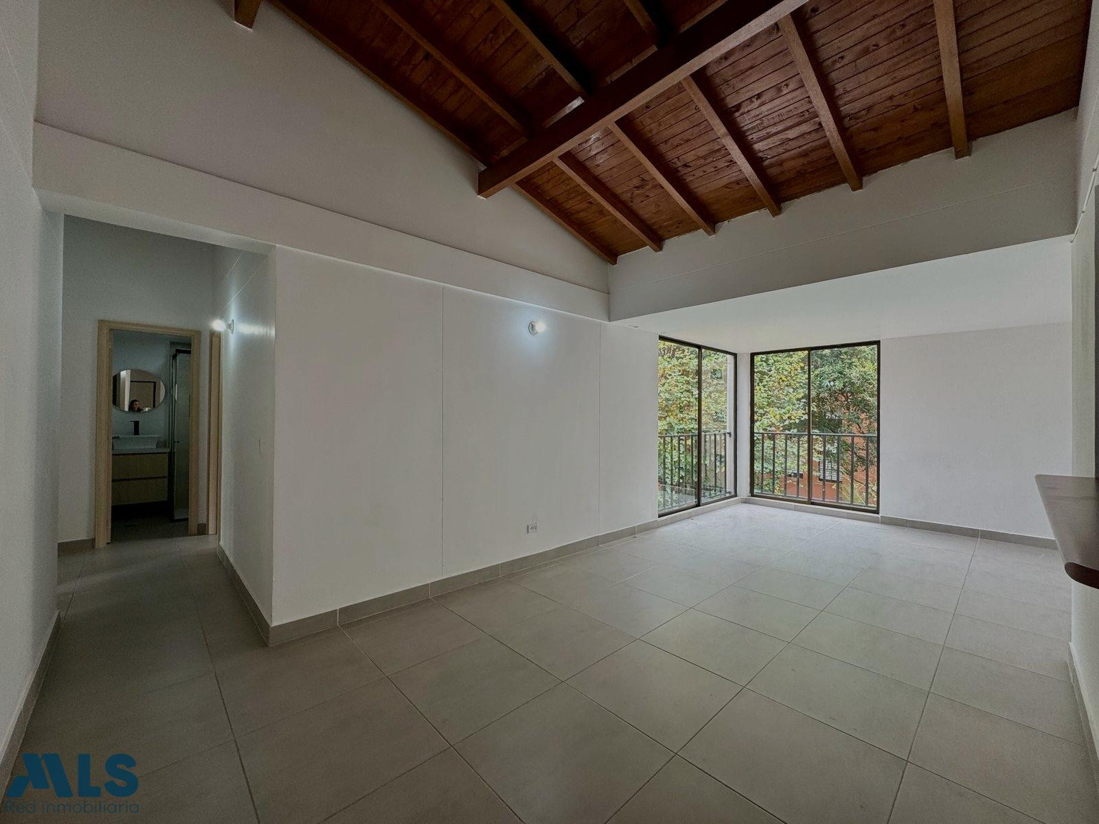 EXCELENTE APARTAMENTO ENVIGADO RODEADO DE VERDE envigado - loma de las brujas