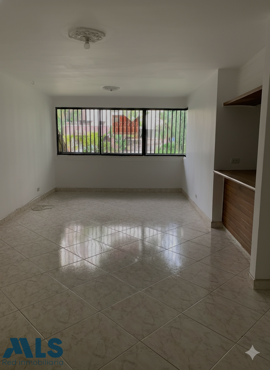 Apartamento en primer piso, patio 24 m² a 5 minutos a pie de Provenza para remodelar medellin - provenza