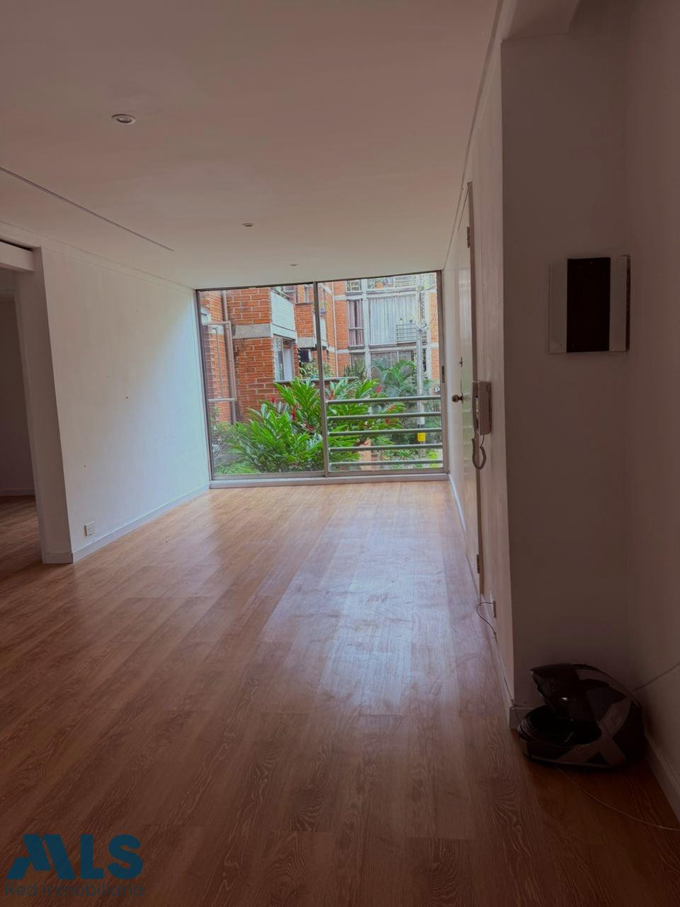 HERMOSO APARTAMENTO EN VIA PALMAS EXCELENTE UBICACION medellin - san diego