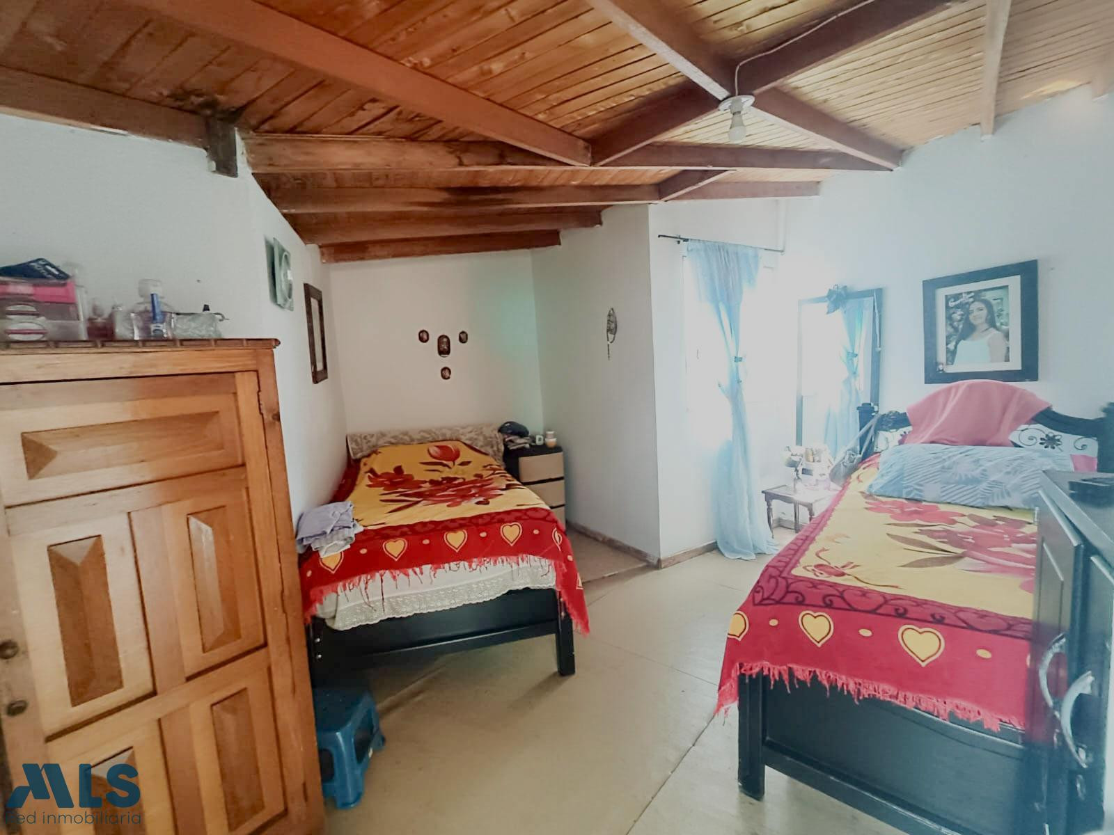 apartamento tercer piso dúplex medellin - floresta la pradera