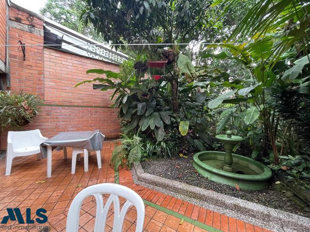 CASA EN UNIDAD CERRADA EN LOMA DEL ESCOBERO envigado - loma del escobero