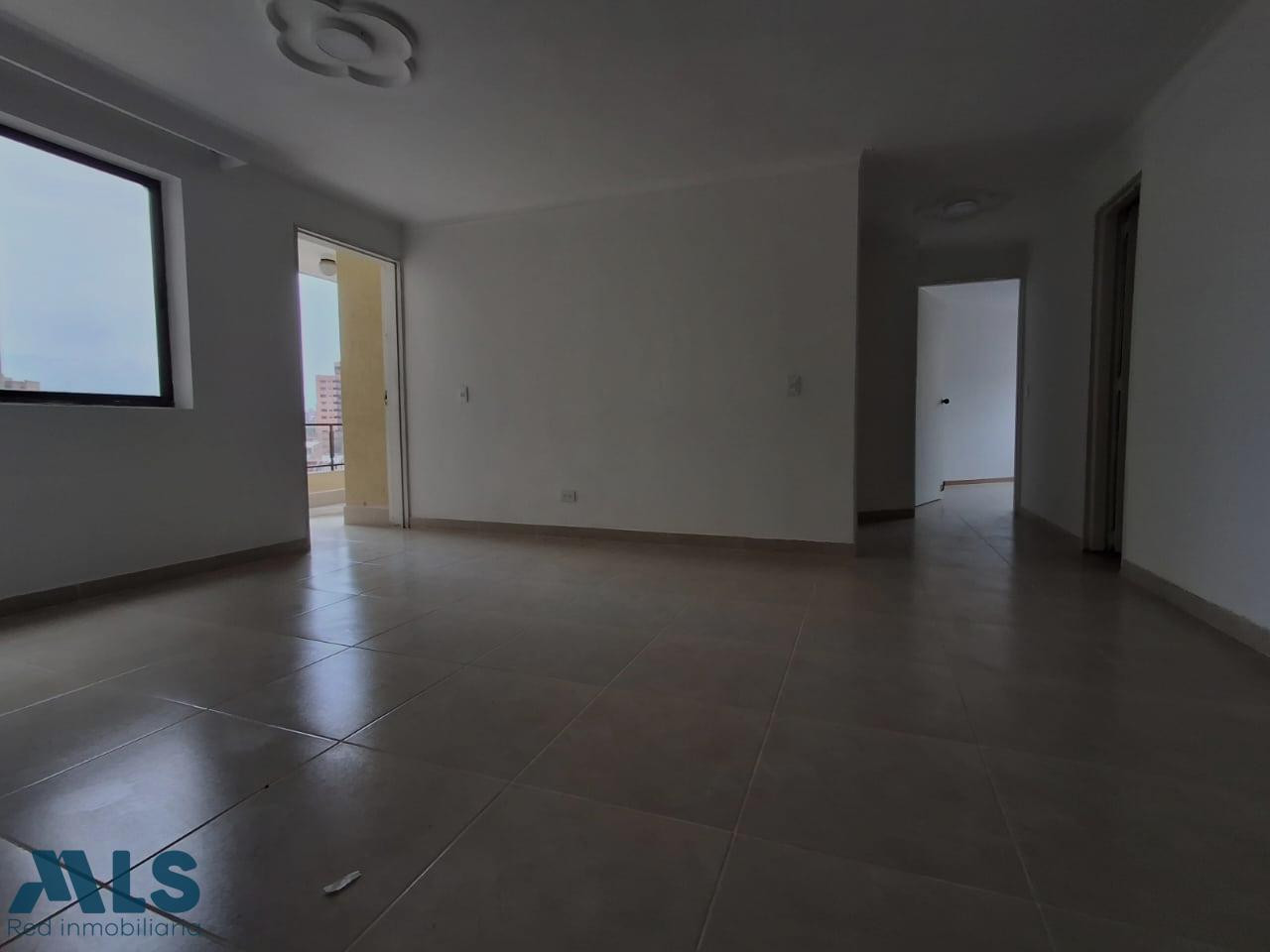 Apartamento con excelente ubicación. medellin - florida nueva