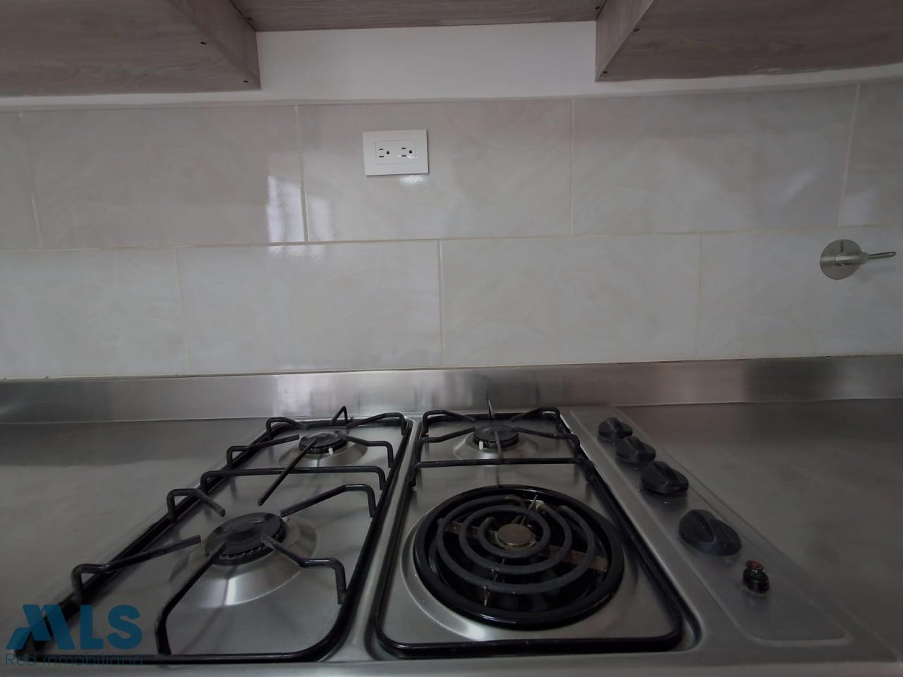 Apartamento con excelente ubicación. medellin - florida nueva