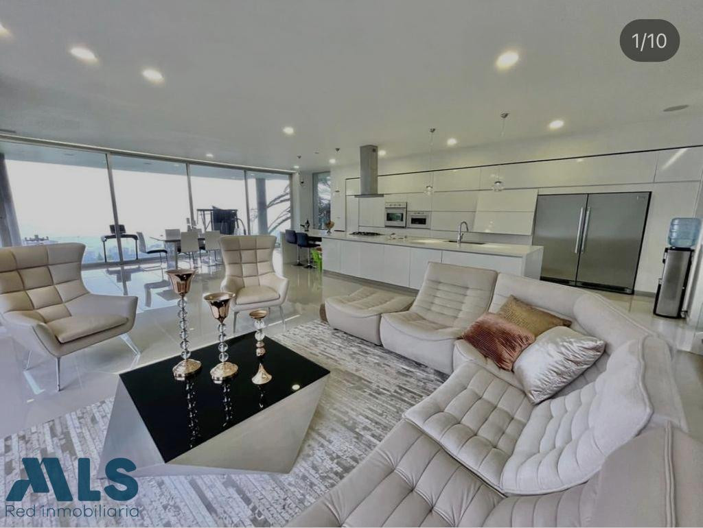 Hermosa Casa en un ligar estratégico de la ciudad, cerca de clínicas y centro comerci medellin - los balsos no 1