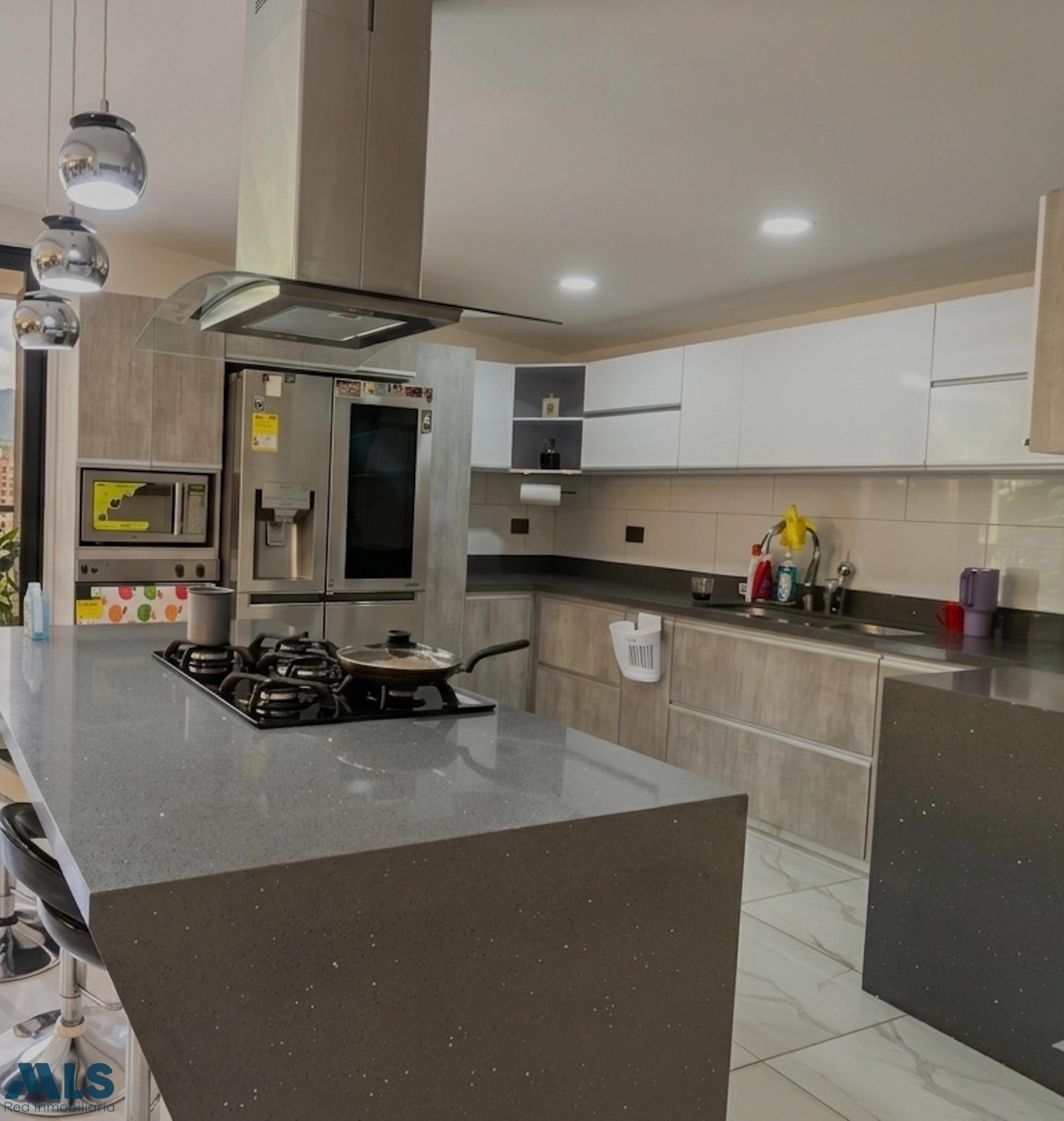 Inversión única Barrio Estadio: 199 M2., de Lujo Moderno y Rentabilidad del 17% anual medellin - estadio