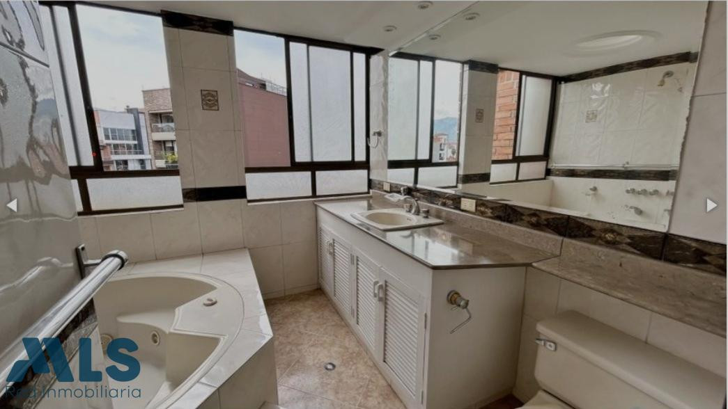 Venta Apartamento Pent house Conquistadores medellin - conquistadores