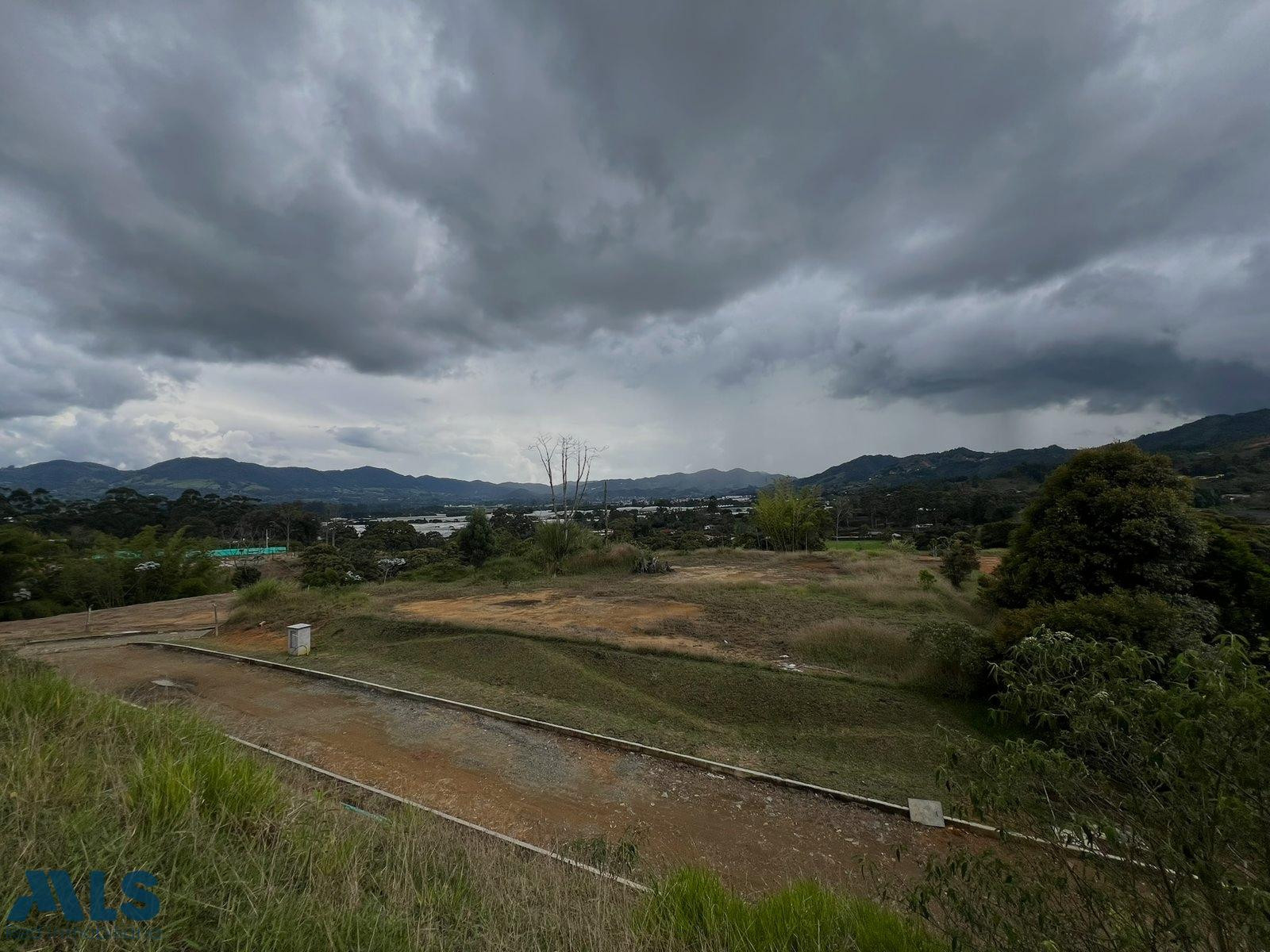 hermoso lote en la ceja muy bien ubicado la-ceja - v el capiro