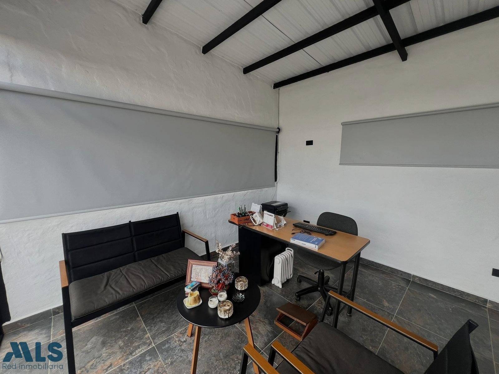 hermosa casa en venta muy cerca a zona urbana rionegro - v ojo de agua