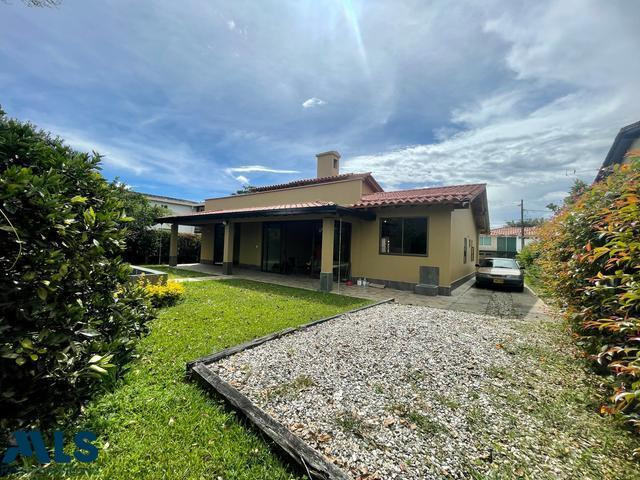 CASA CAMPESTRE EN UN NIVEL EN RIONEGRO rionegro - sector gualanday