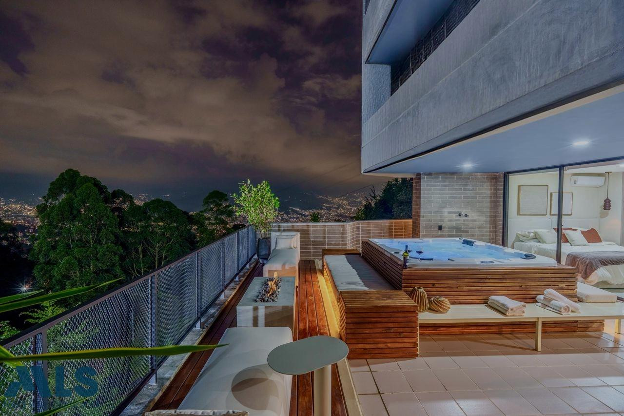Unidad de inversión de lujo con terraza con jacuzzi privado. envigado - loma del escobero