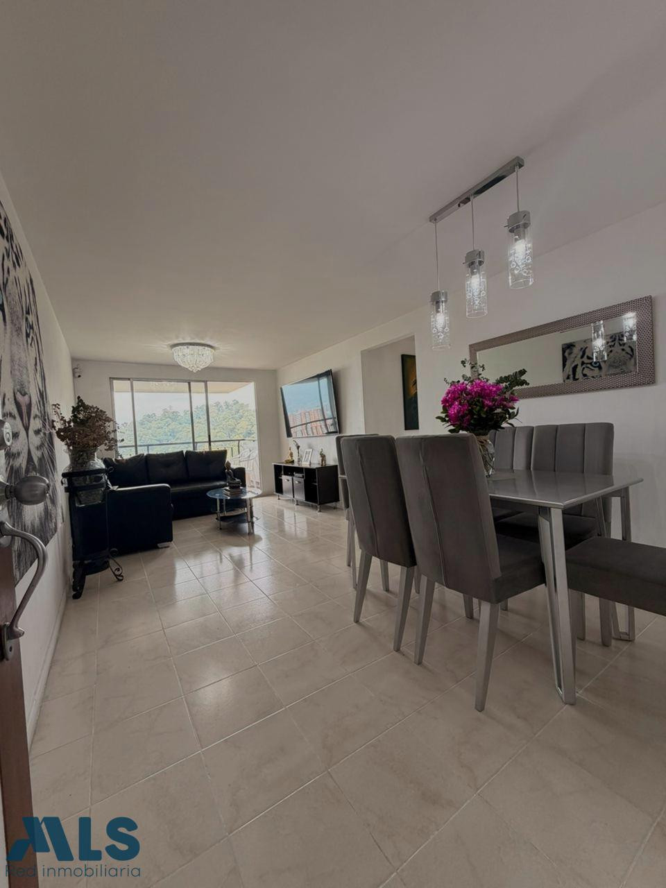 Remodelado Amplio Iuminado medellin - alto de las palmas