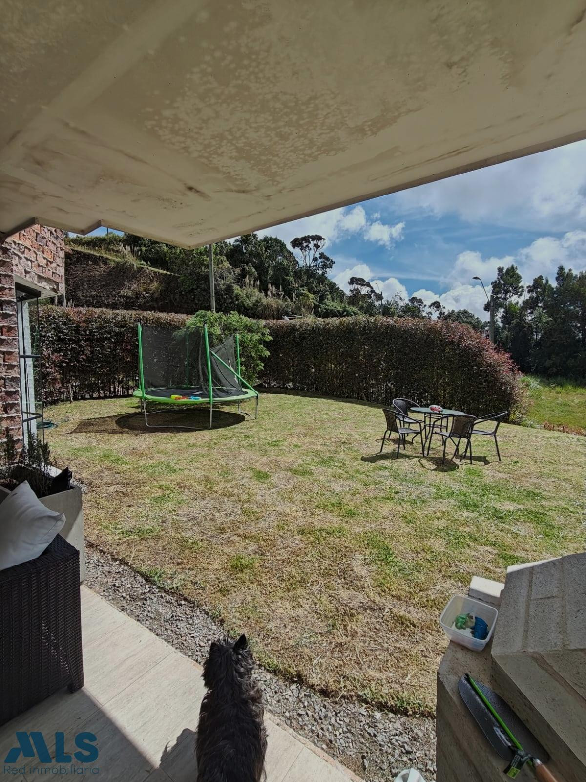 ESPECTACULAR CASA CAMPESTRE CON VISTA SOÑADA envigado - alto del escobero envigado