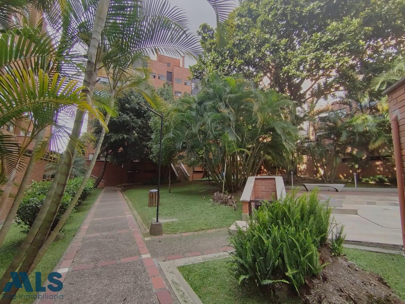 Apartamento super amplio para la venta medellin - las lomas no 1