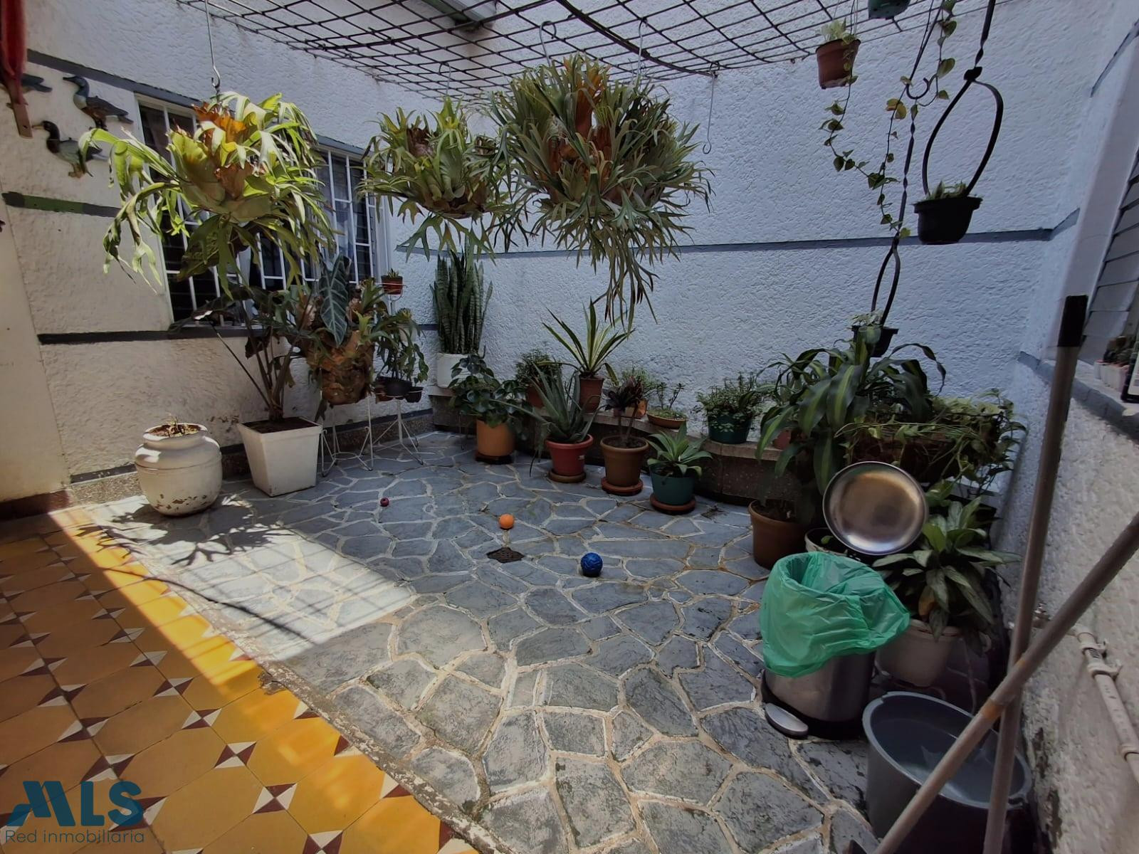 Casa Lote Belen San Bernardo Mixtura Media medellin - belen san bernardo