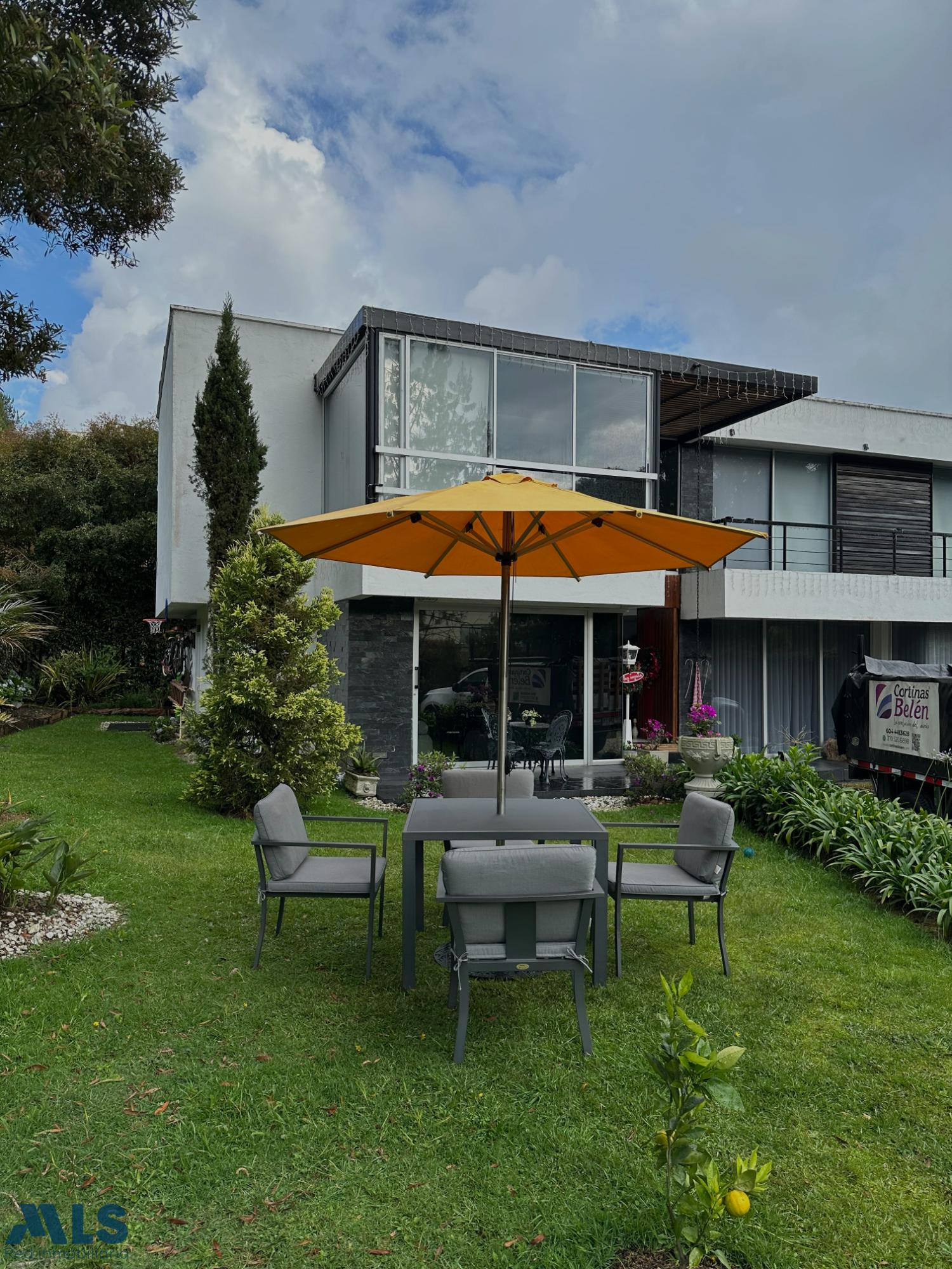 Casa en venta en Envigado Loma del Escobero envigado - loma del escobero