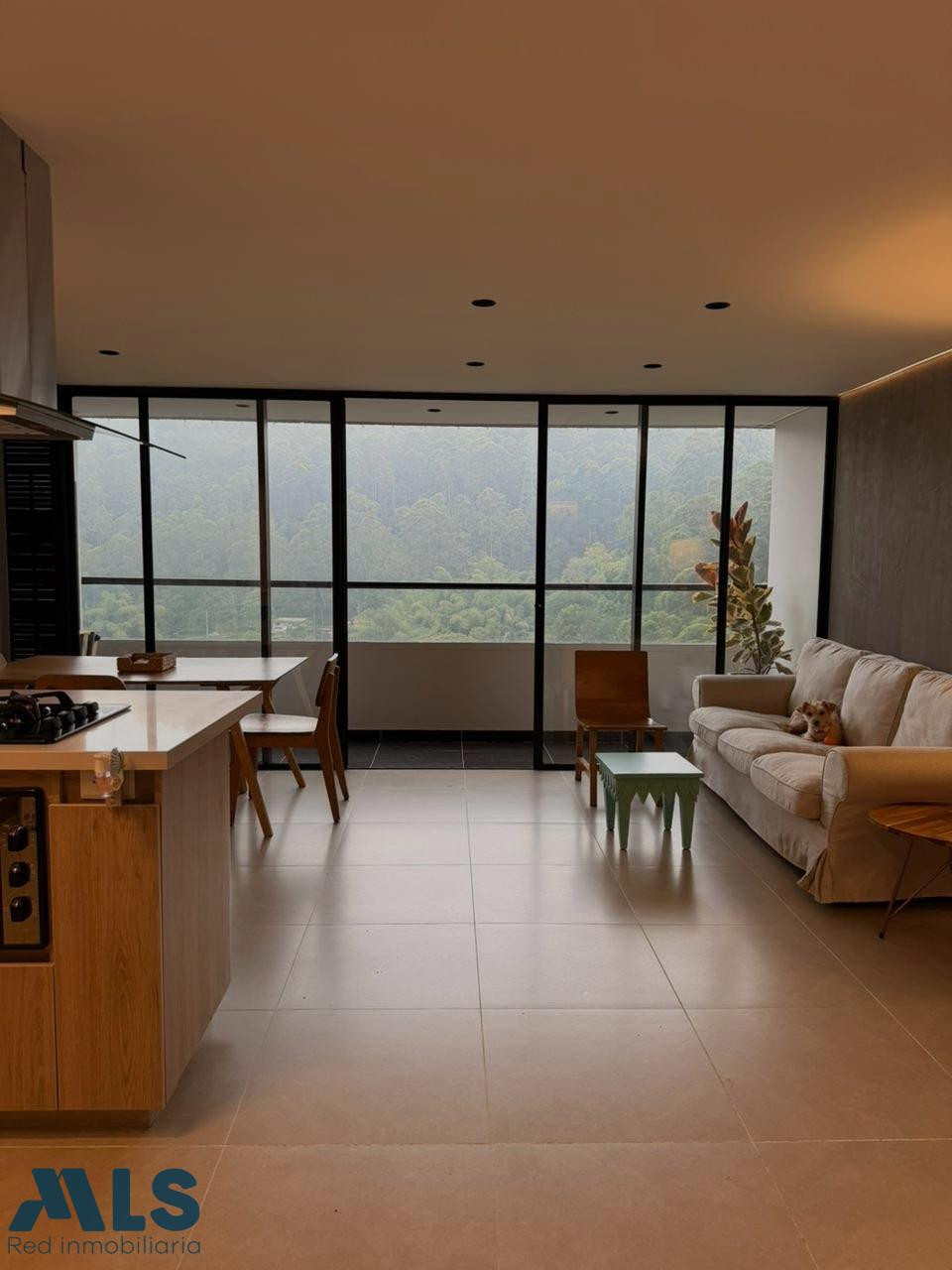 Moderno apartamento con una vista privilegiada de la Ciudad medellin - las palmas