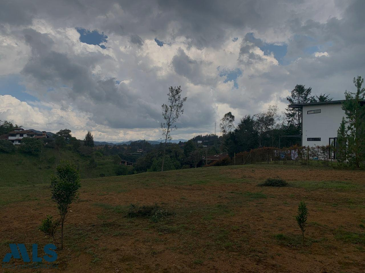 🔥 Lote premium en Las Palmas gran descuento por m². ¡Invierte por debajo del mercado envigado - alto de las palmas