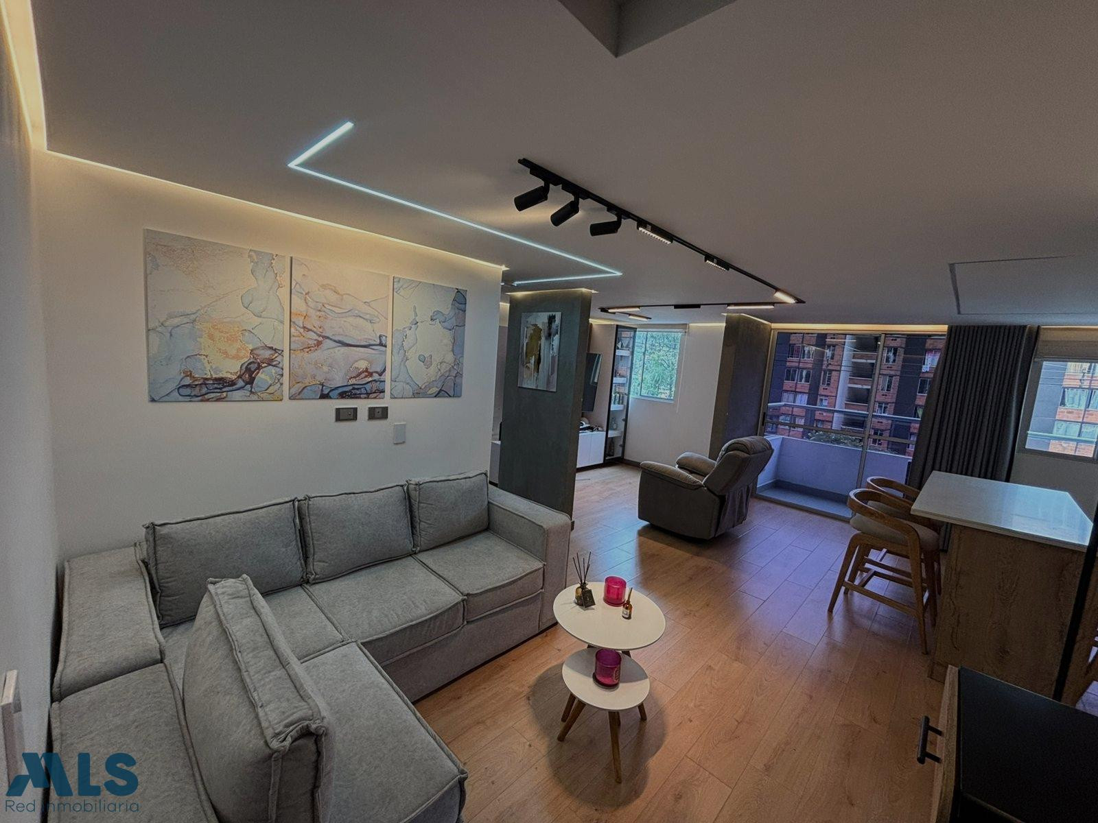 LUJOSO Y MODERNO medellin - calasanz parte alta