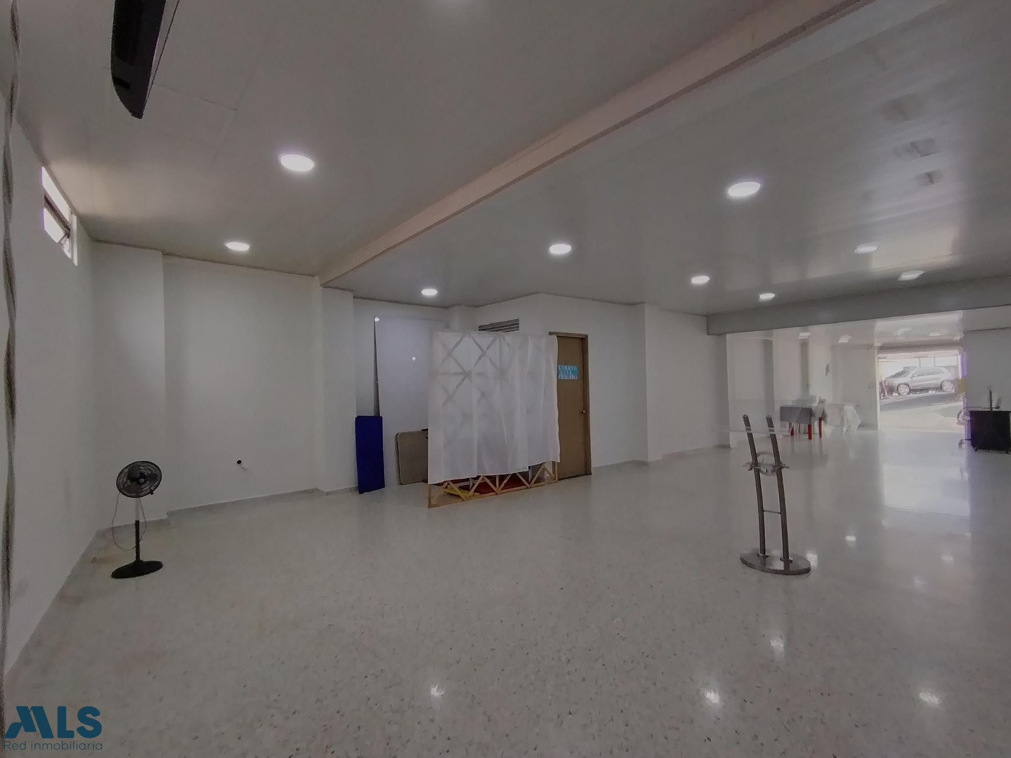 VENTA DE LOCAL COMERCIAL BUENOS AIRES LA ASOMADERA medellin - buenos aires