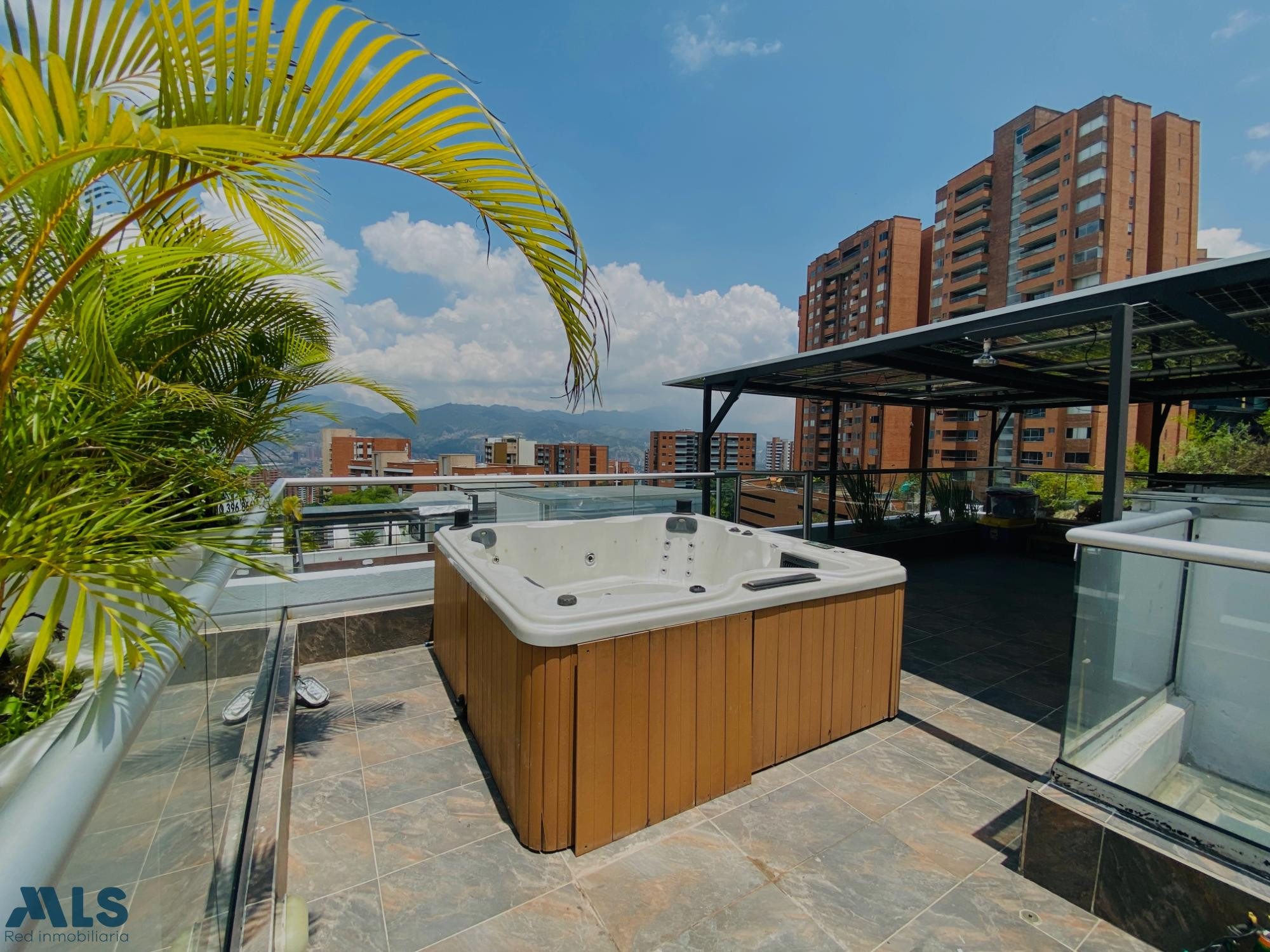 Casa en venta en Loma El Esmeraldal envigado - el esmeraldal