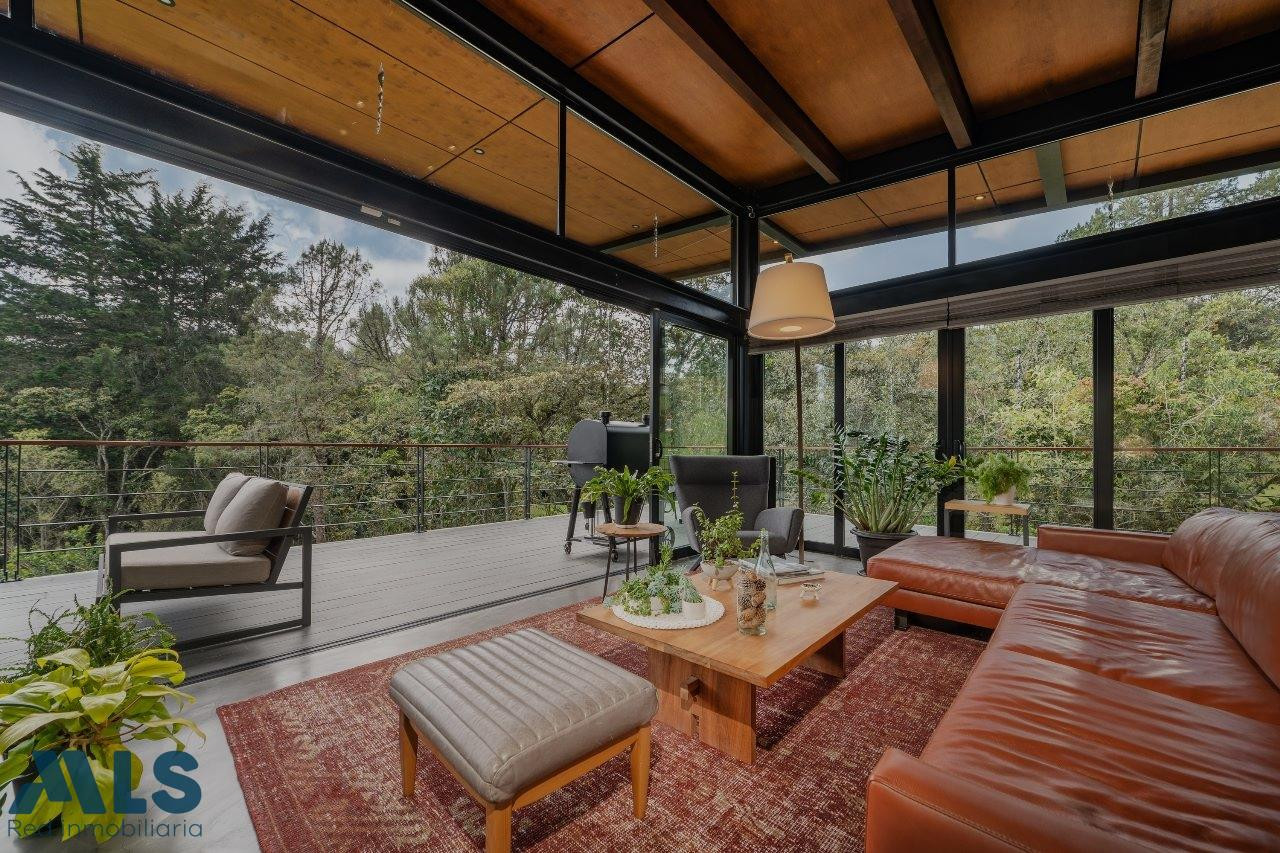 Arquitectura moderna, entorno natural y una experiencia de vida única en cada rincón envigado - alto de las palmas