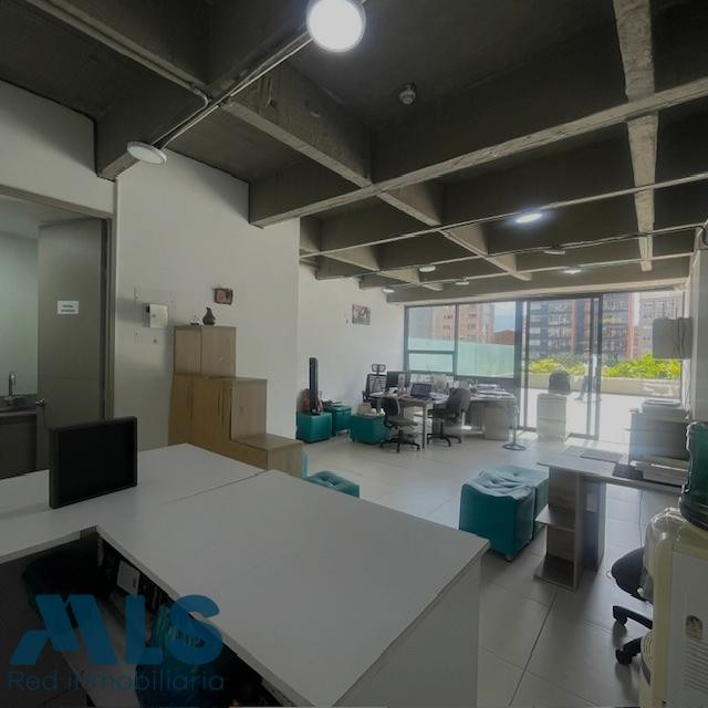 Oficina con Gran terraza medellin - los almendros