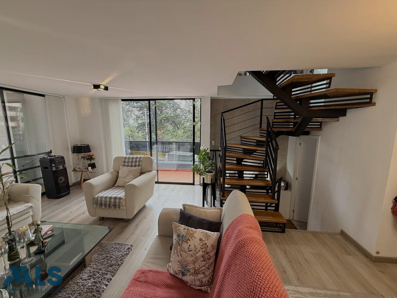 CASA EN VENTA 4 NIVELES EL POBLADO, SECTOR EL TESORO medellin - loma los gonzalez