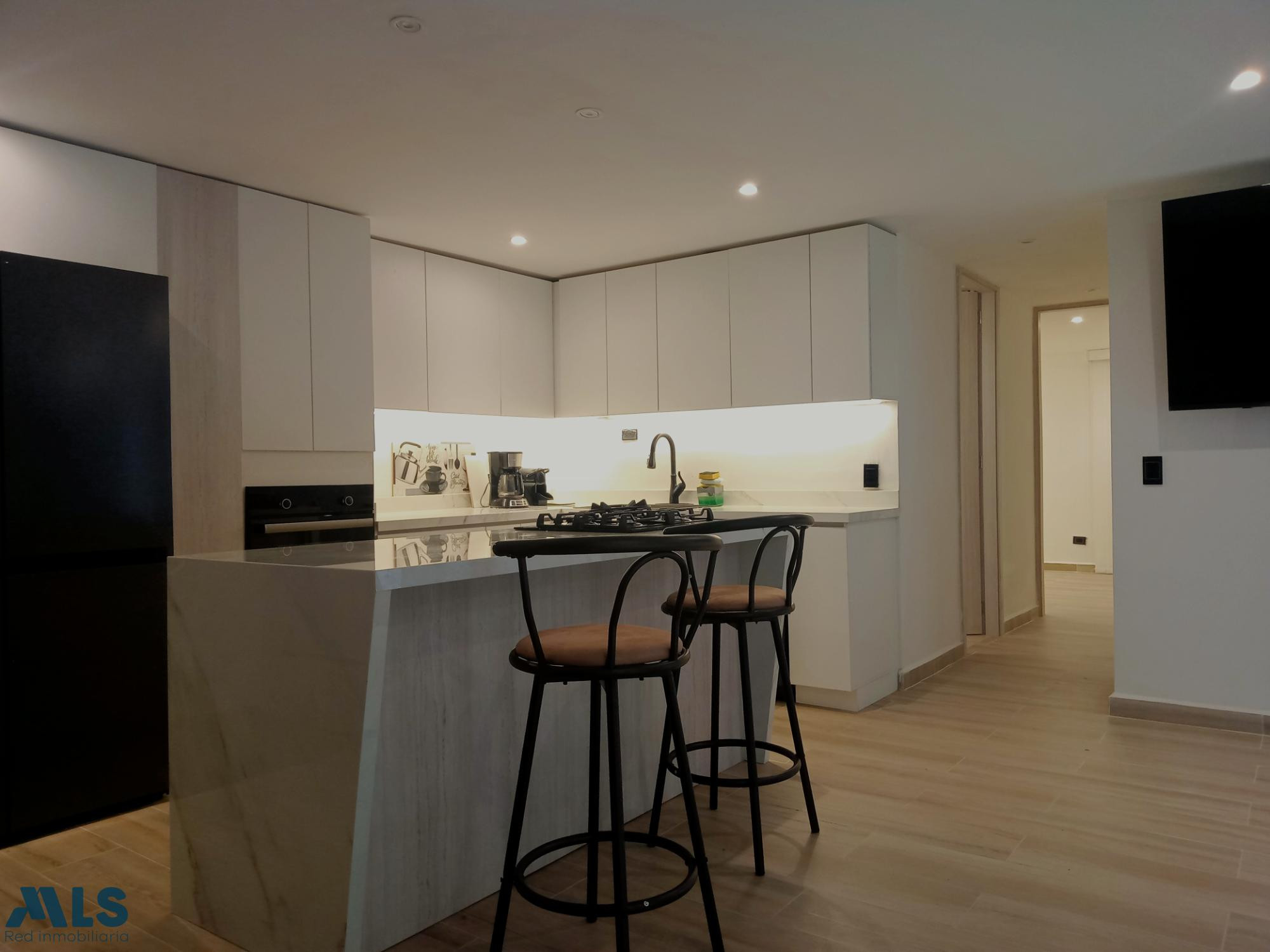 Apartamento de Lujo Amoblado en Provenza: Refugio Moderno a Pasos de la Zona Rosa medellin - provenza