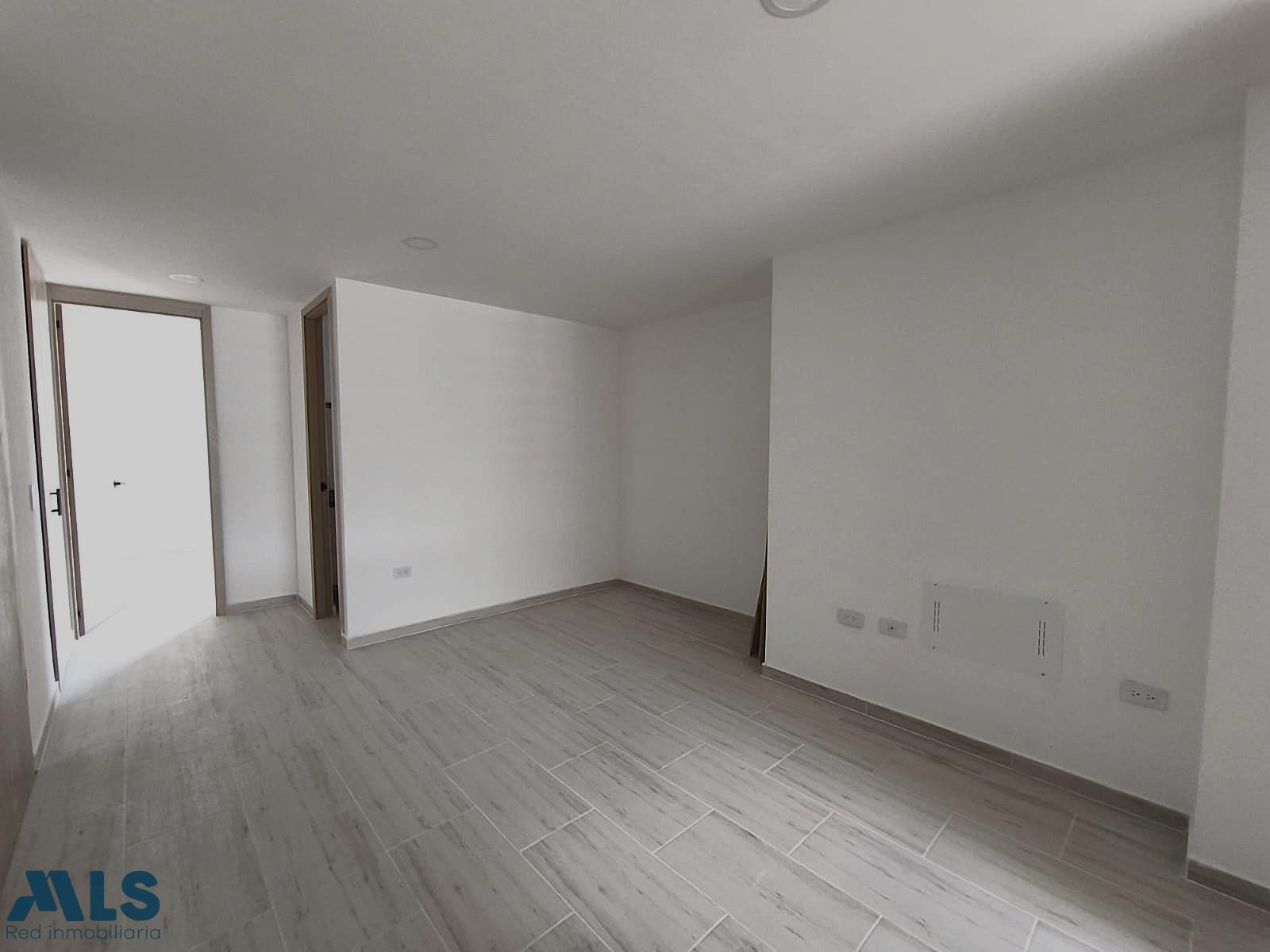 Hermos cerca del Euro de Sabaneta y del CC mayorca, piso alto con linda sabaneta - calle larga