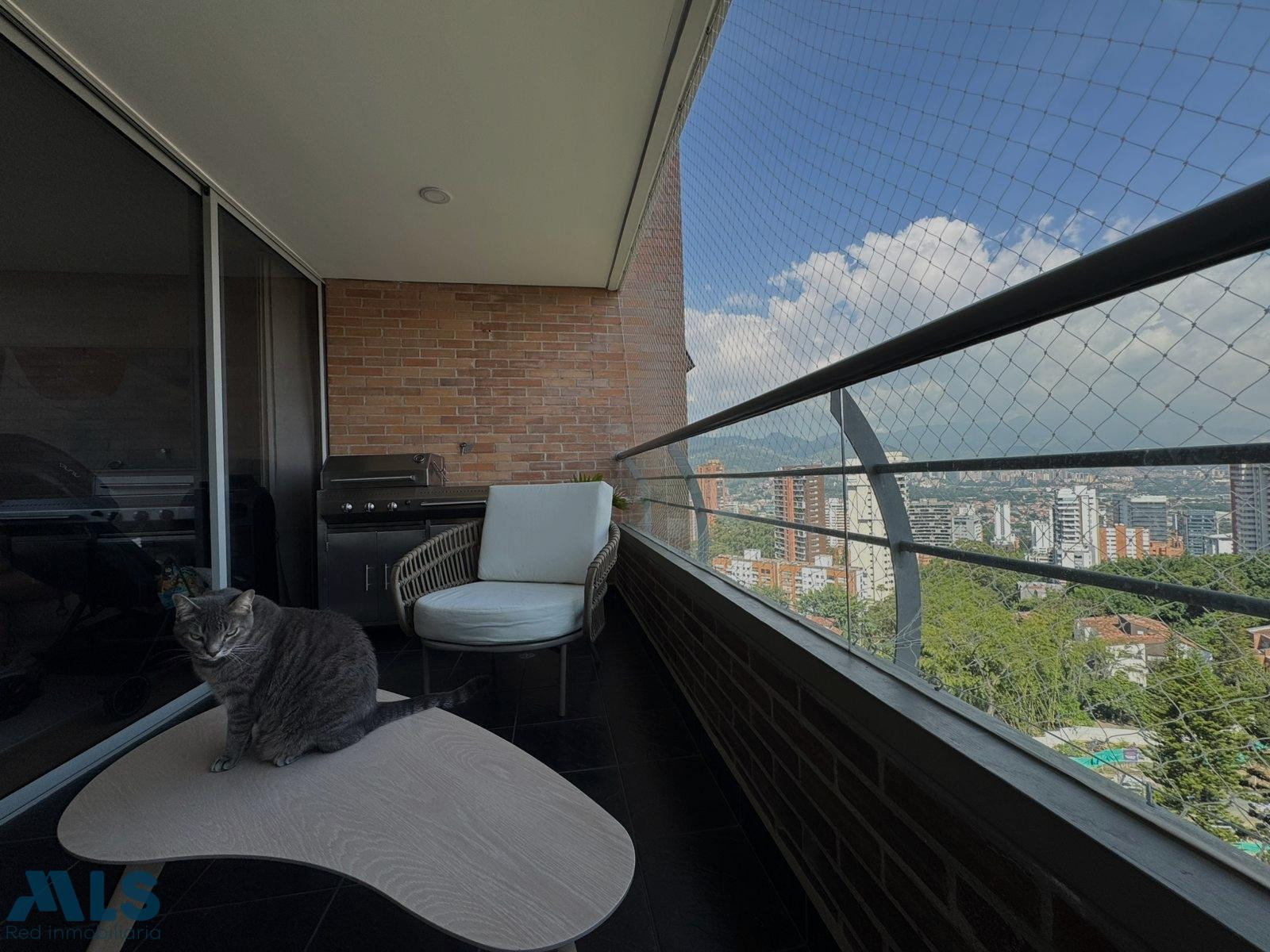 Apartamento en venta en la Loma de los Gonzalez, Poblado medellin - loma los gonzalez