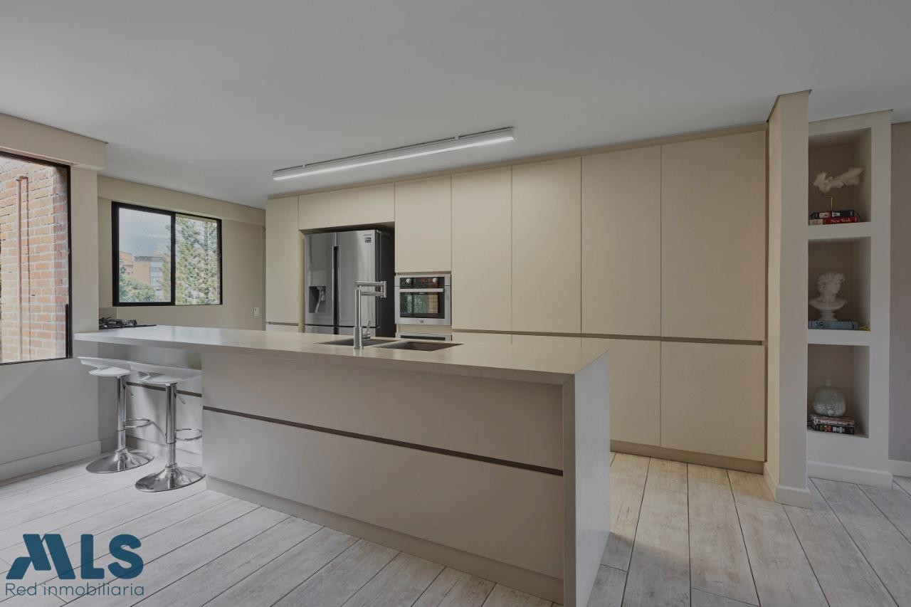 Penthouse en venta en la loma del campestre medellin - el campestre